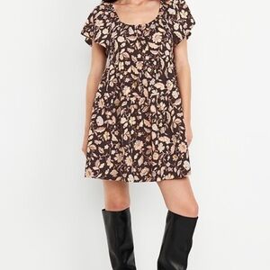 NWT, Old Navy Mini Floral Swing Scoop Neck Dress in Black Floral, Size Large